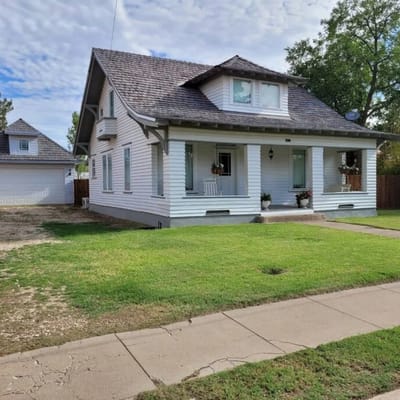 Holland House - Historic and Sophisticated