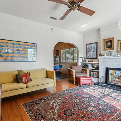 The Lovie House - Historic Retreat