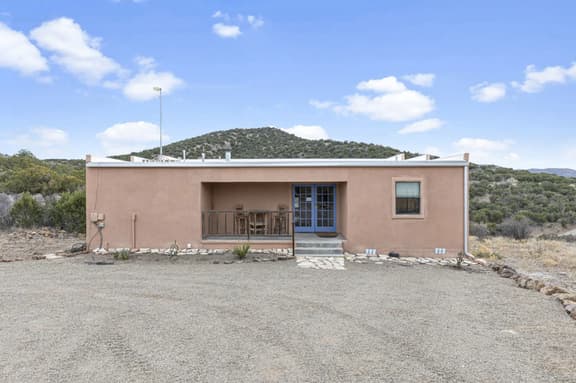 Casa del Norte - Secluded Home in Del Norte Mtns